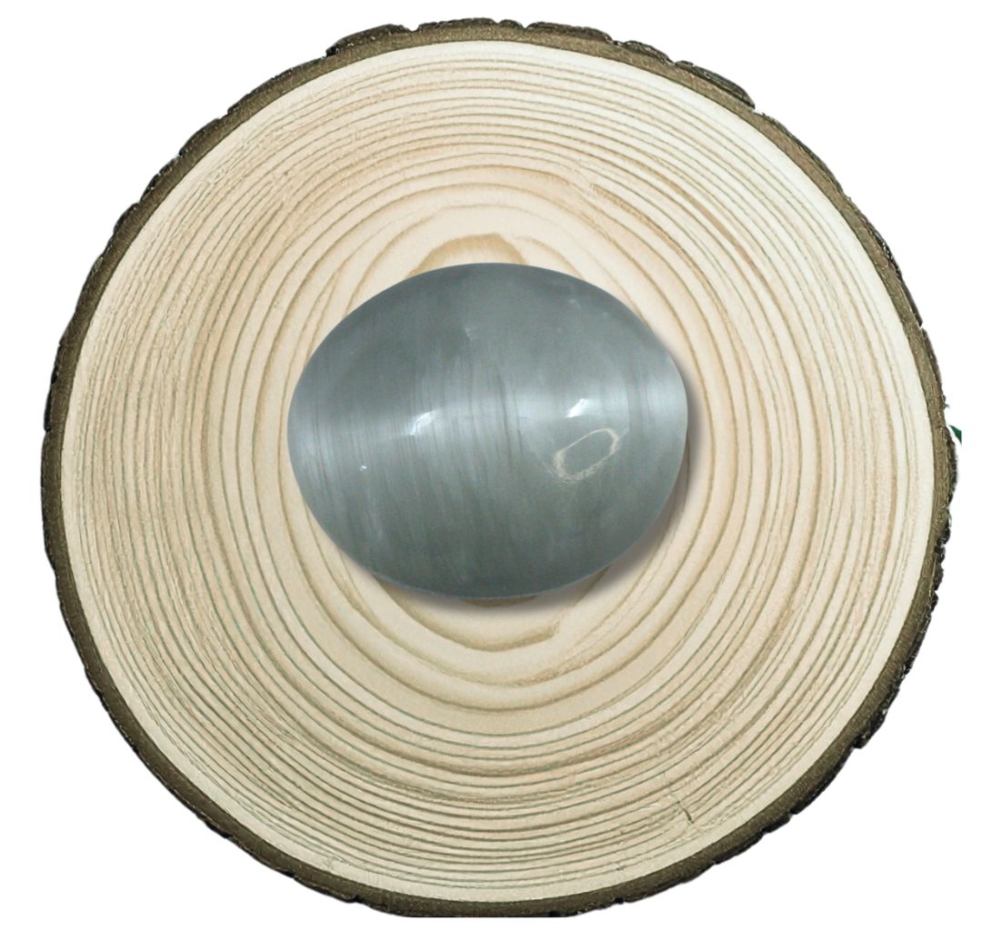 5.51-Carat Natural Cat’s Eye Gemstone  with Certificate